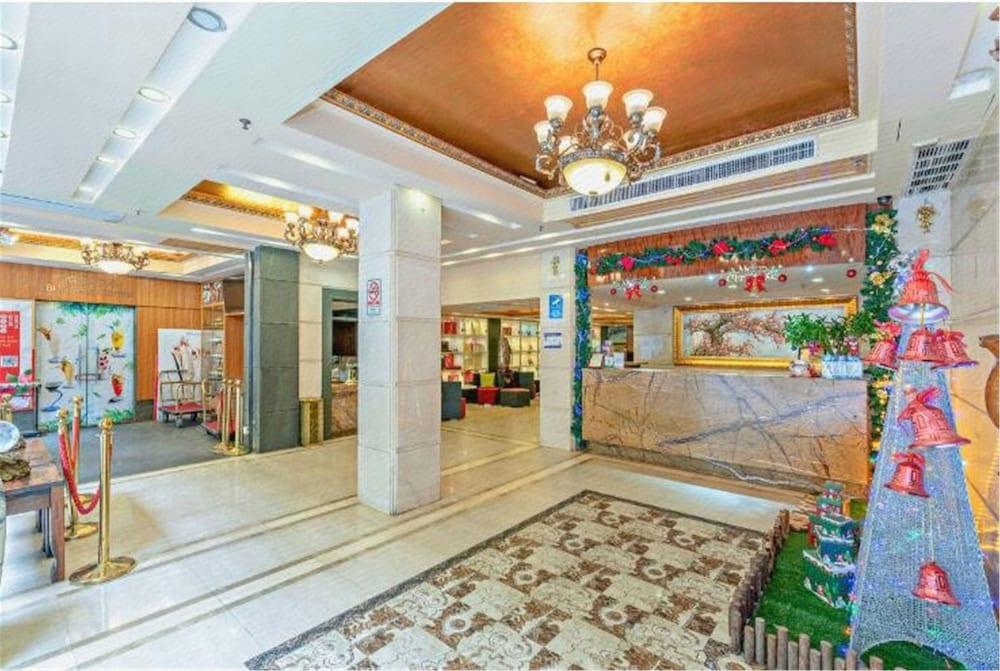 Royal Garden Hotel Guangzhou Exterior foto