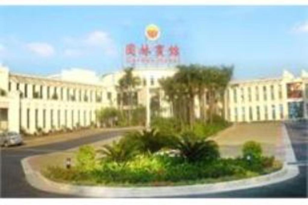 Royal Garden Hotel Guangzhou Exterior foto