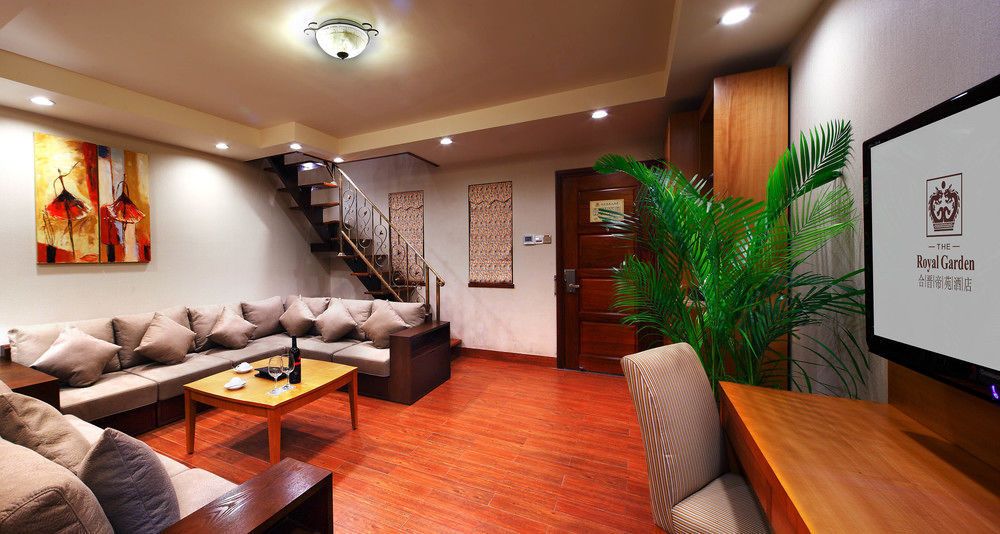 Royal Garden Hotel Guangzhou Exterior foto